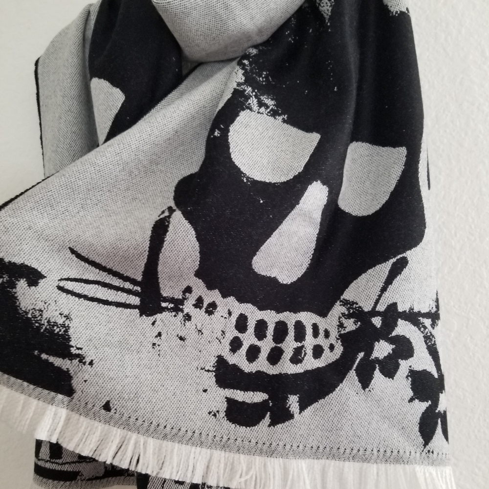 Alexander McQueen Wool Skull Large Scarf Black Grey - Picture 9 of 11
